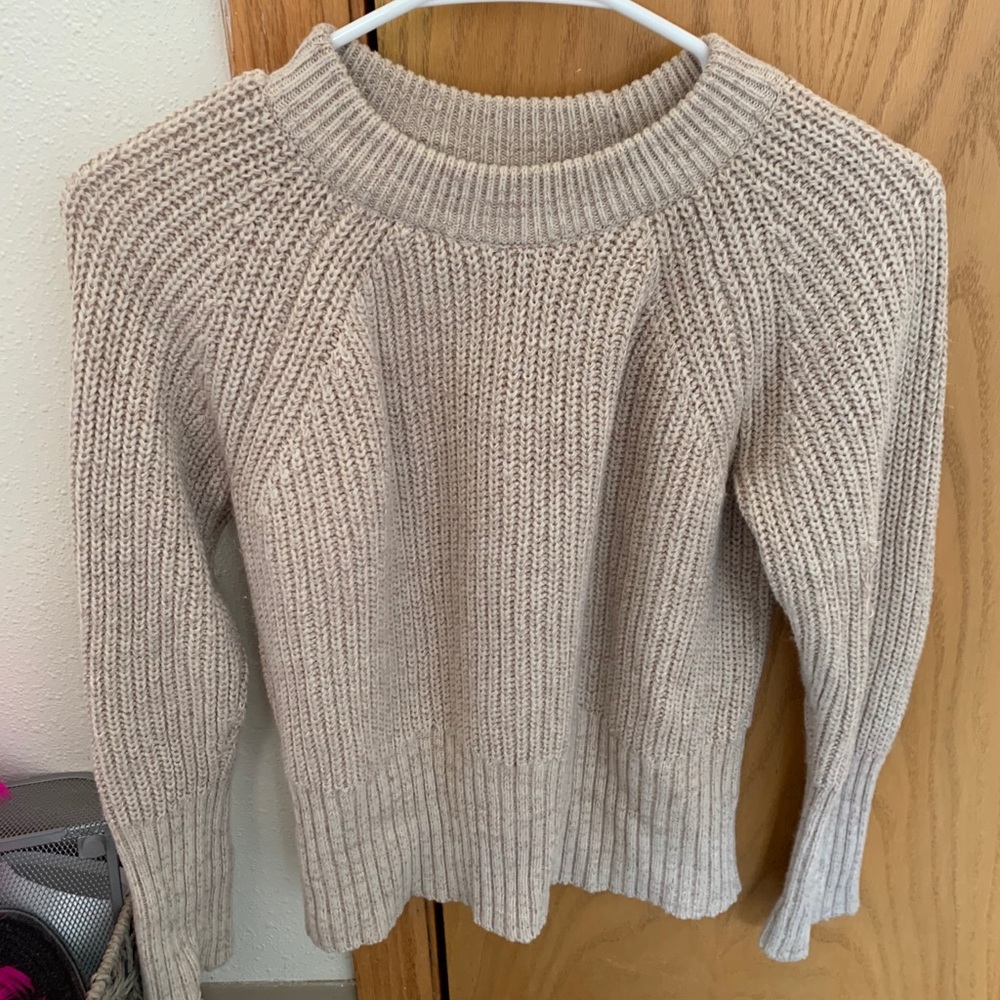 Very lightly worn basic oat colored sweater